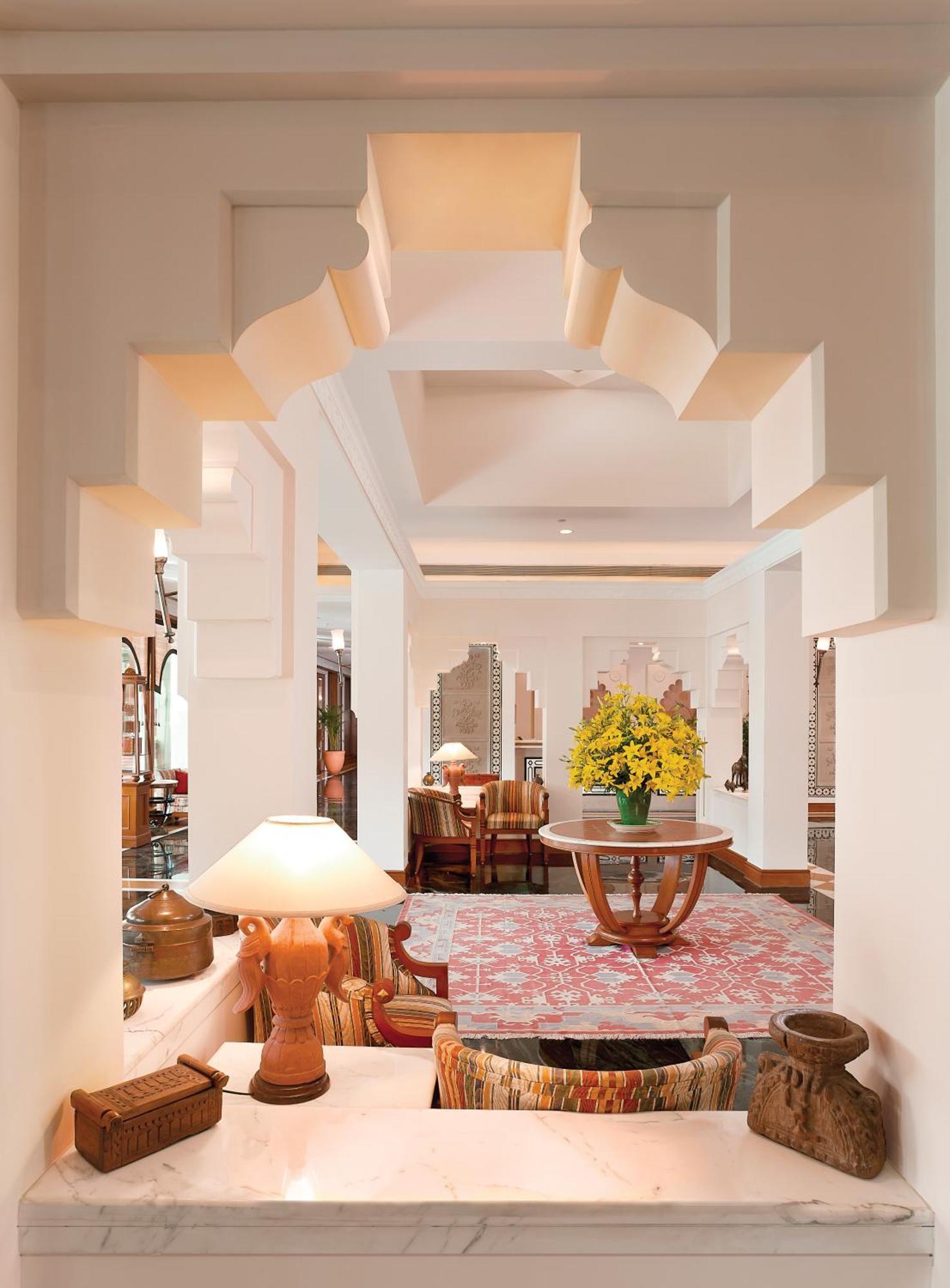 Trident Jaipur Hotel Exterior foto The lobby of the Taj Bengal
