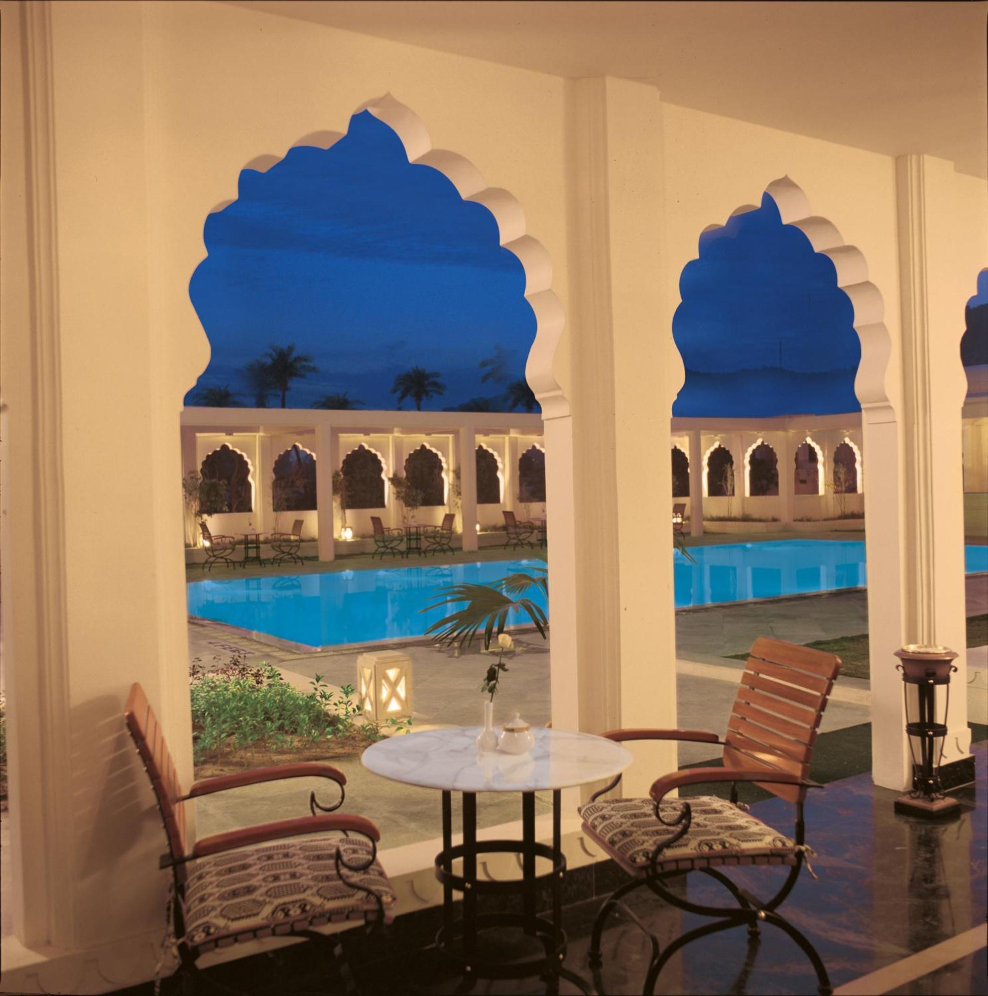 Trident Jaipur Hotel Restaurante foto The Imperial, New Delhi