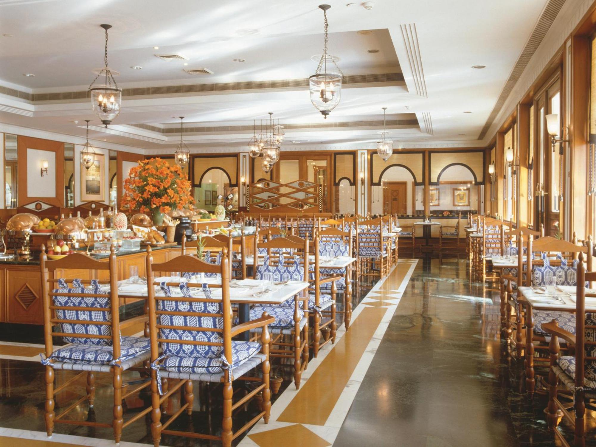 Trident Jaipur Hotel Exterior foto The restaurant