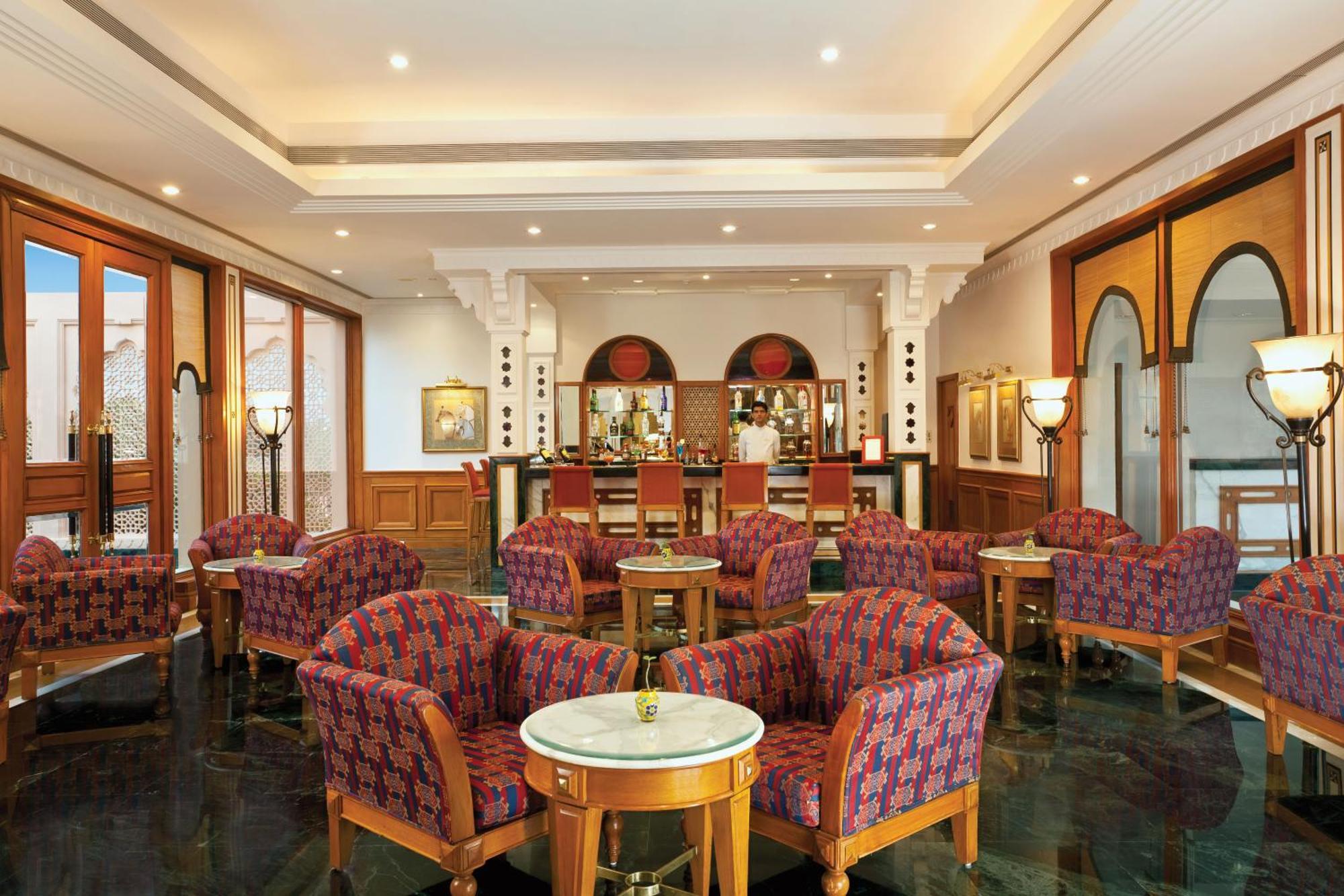 Trident Jaipur Hotel Exterior foto The Bar